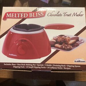 Salton Chocolate Treat Maker in Red